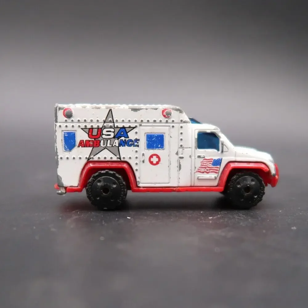 Matchbox Diecast Cars Set of 2 1:64 Scale Ambulance Rescue Vehicle PLEASE READ